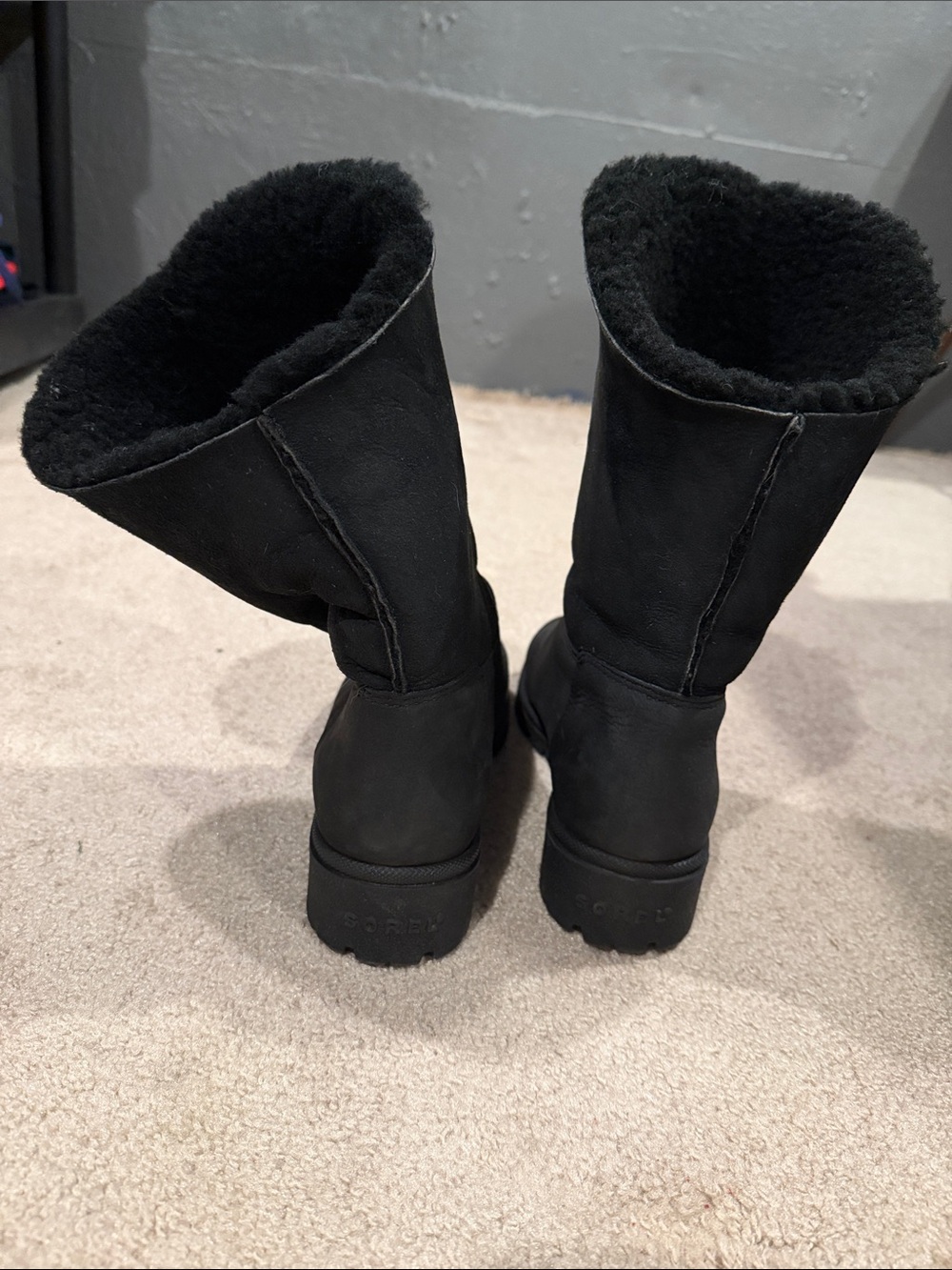 Sorel Black Shearling-Lined Mid-Calf Winter Boots